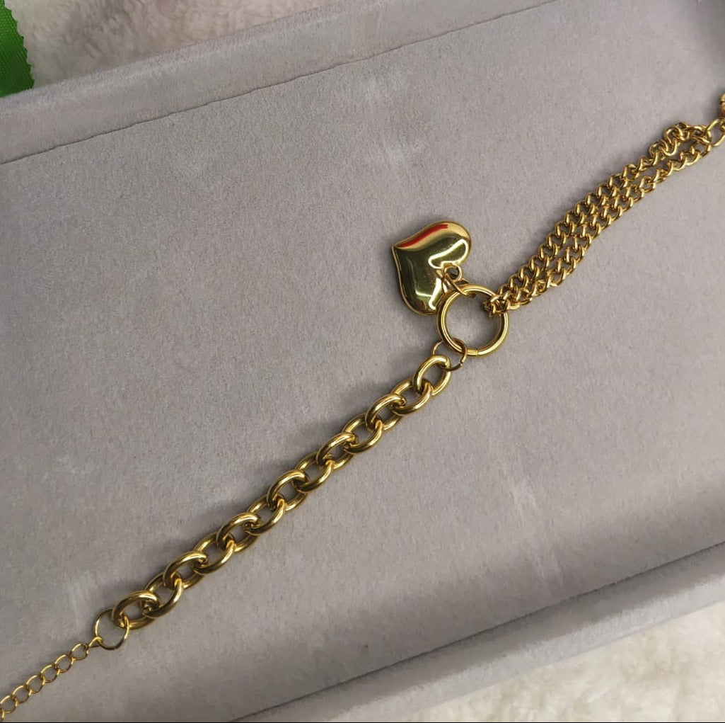 Dainty Heart Chain Bracelet