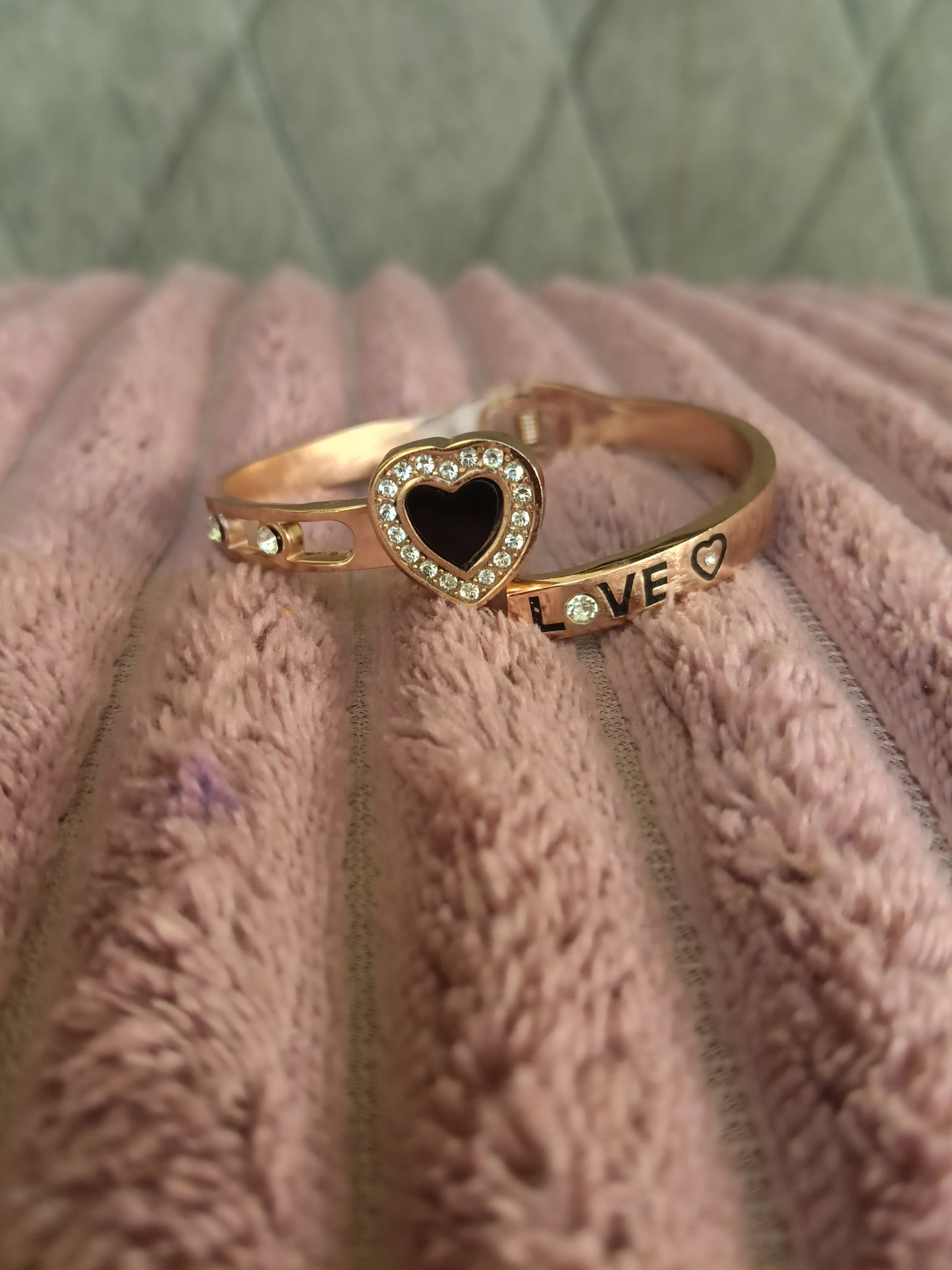rose gold heart bracelet