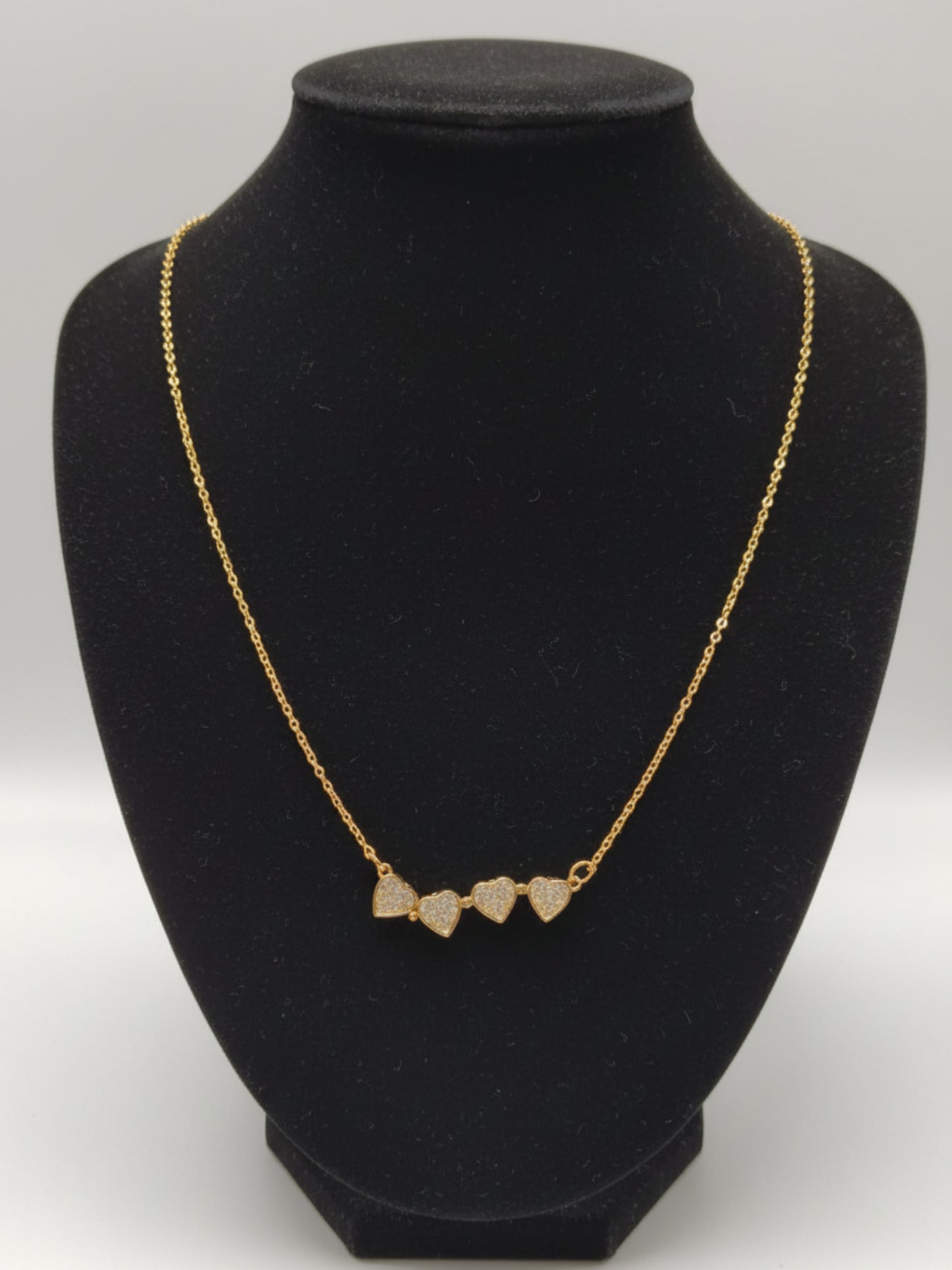 Four hearted neck piece