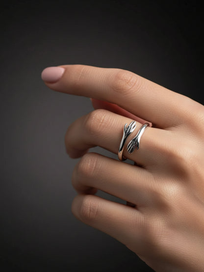 Hug Ring