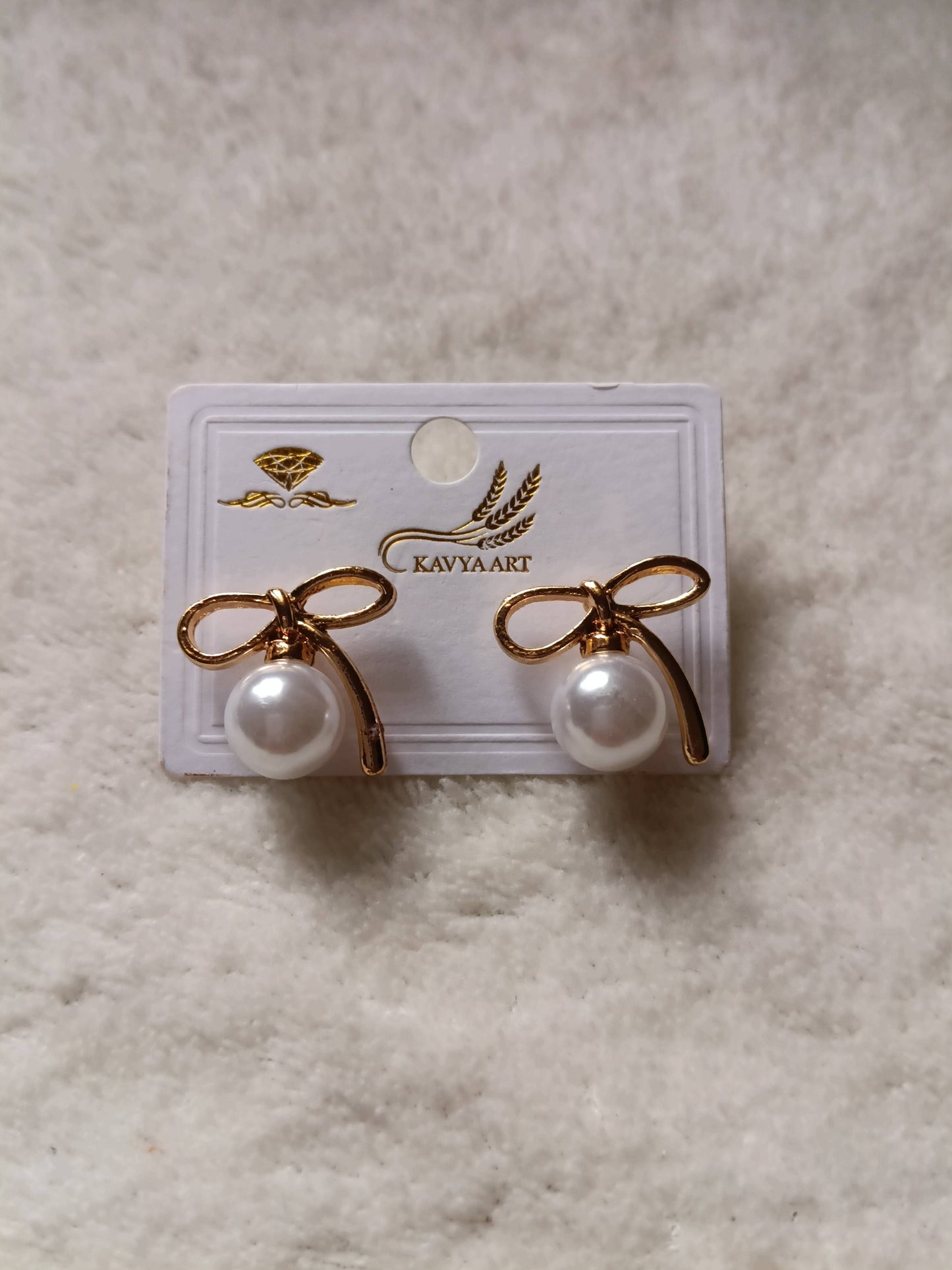 Pearl-Bow-Earring