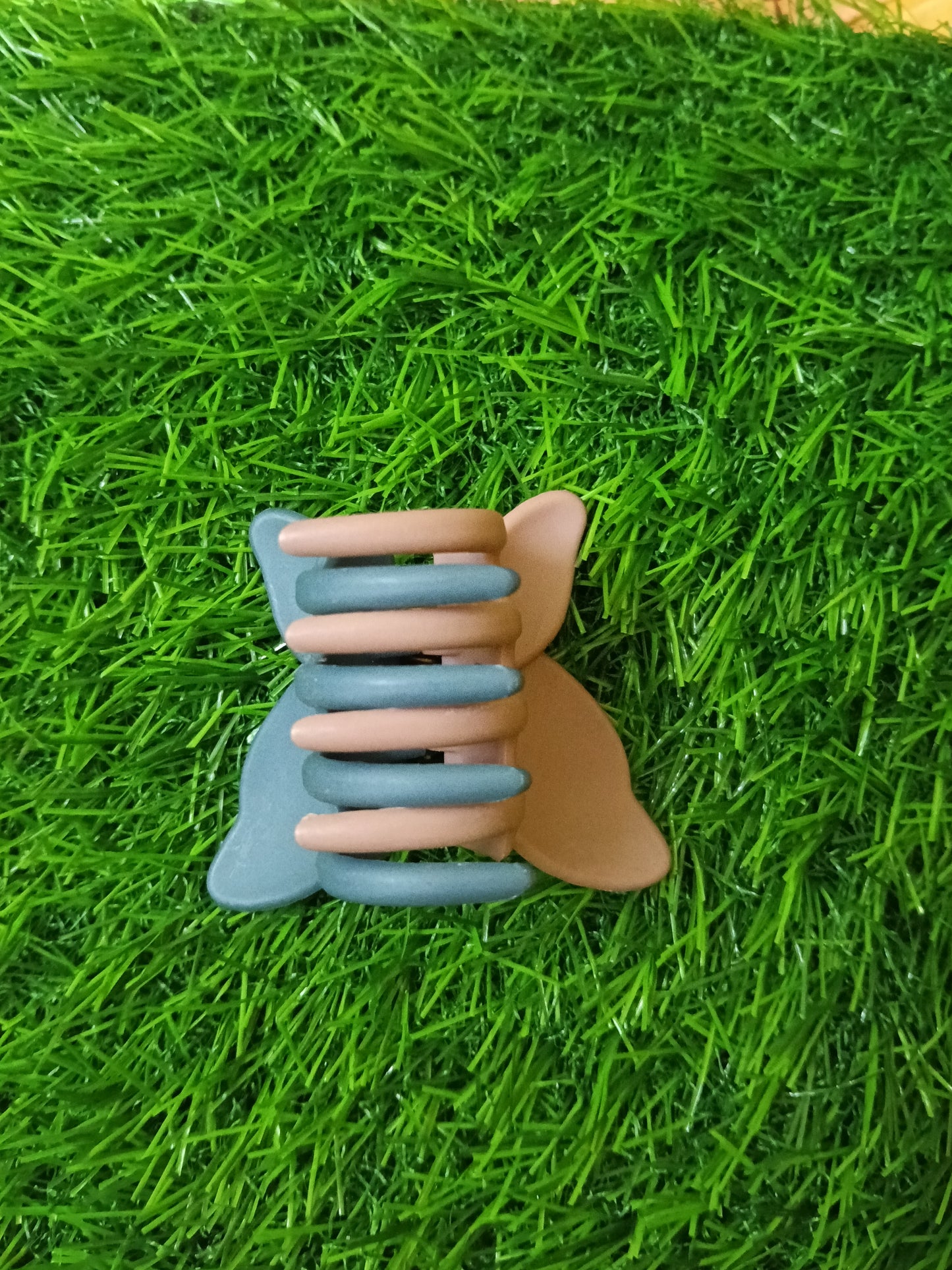 Two Toned Blue and Pink Butterfly Matte Claw
