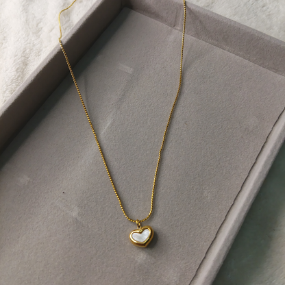 Classic White Heart Chain