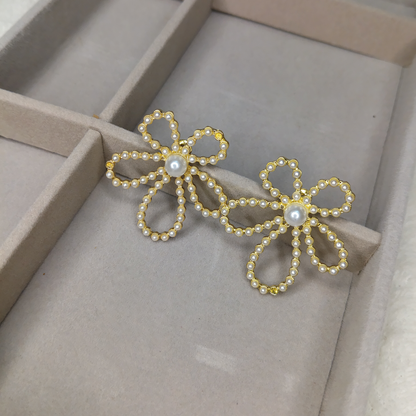Aura Pearl Floret Studs