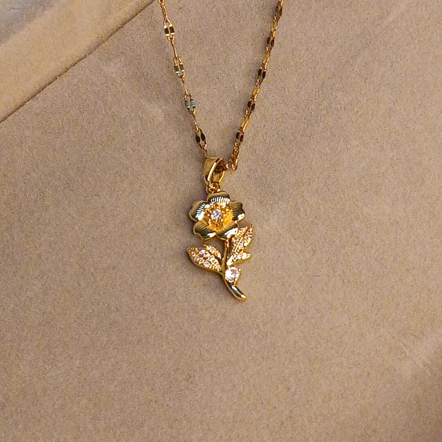 Rose Flower Necklace