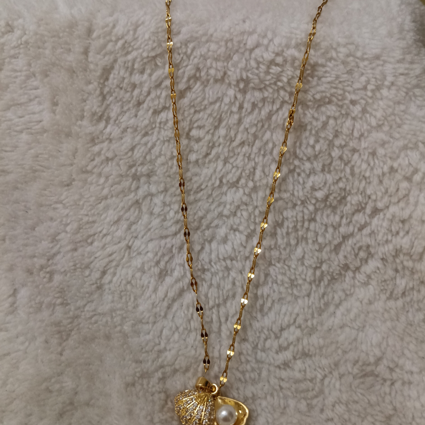 Sea Shell Pearl Necklace